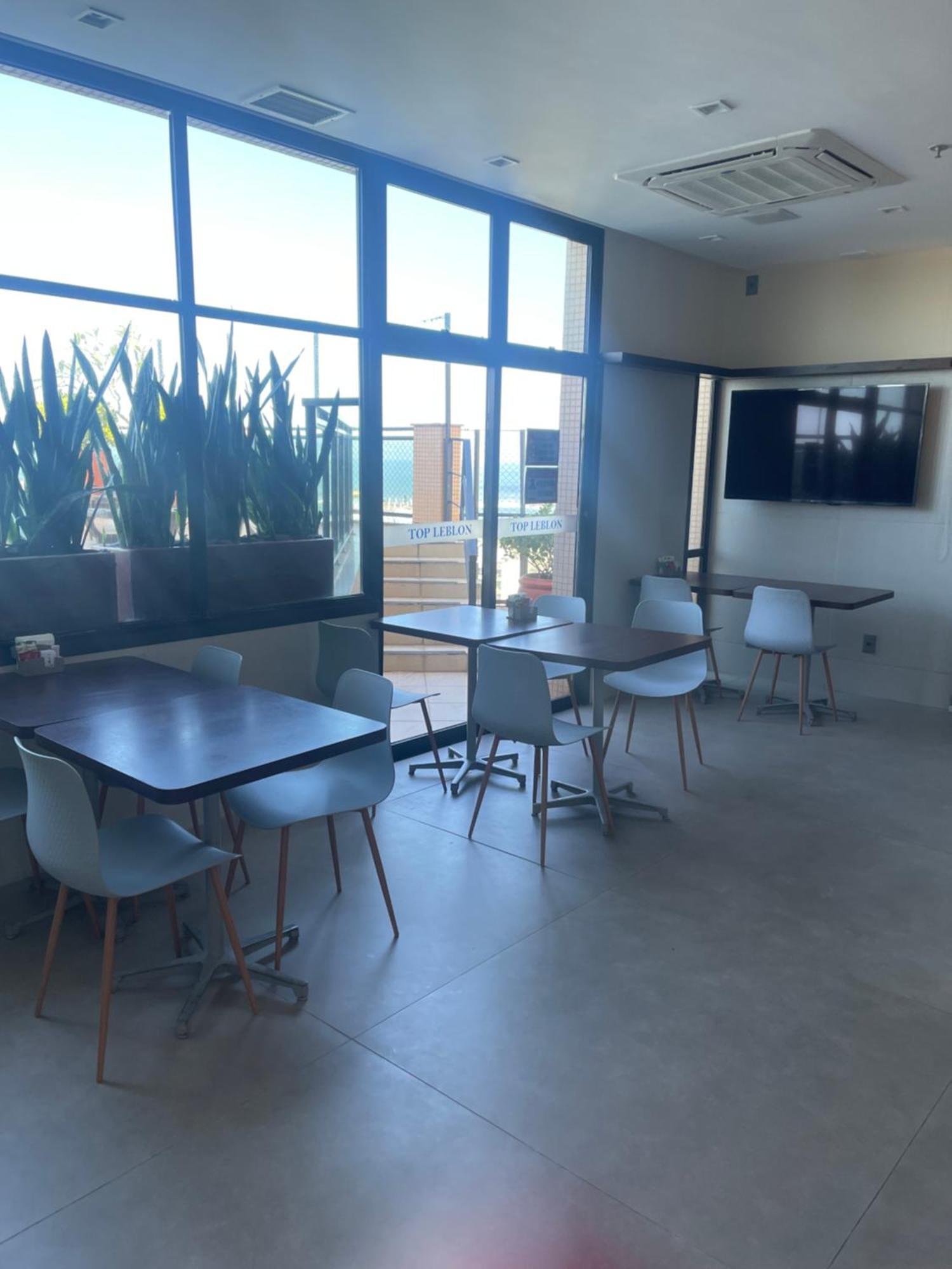 Flat Simples Decoracao Antiga Com Vista Mar- Rooftop Com Piscina, Sauna, Academia, Garagem E Arrumacao Diaria By Tata