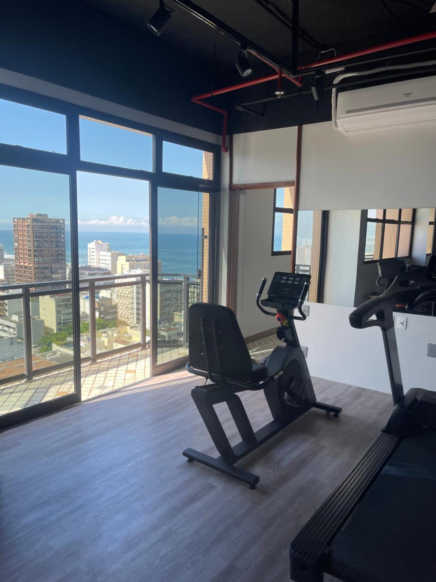 Flat Simples Decoracao Antiga Com Vista Mar- Rooftop Com Piscina, Sauna, Academia, Garagem E Arrumacao Diaria By Tata Aparthotel *
