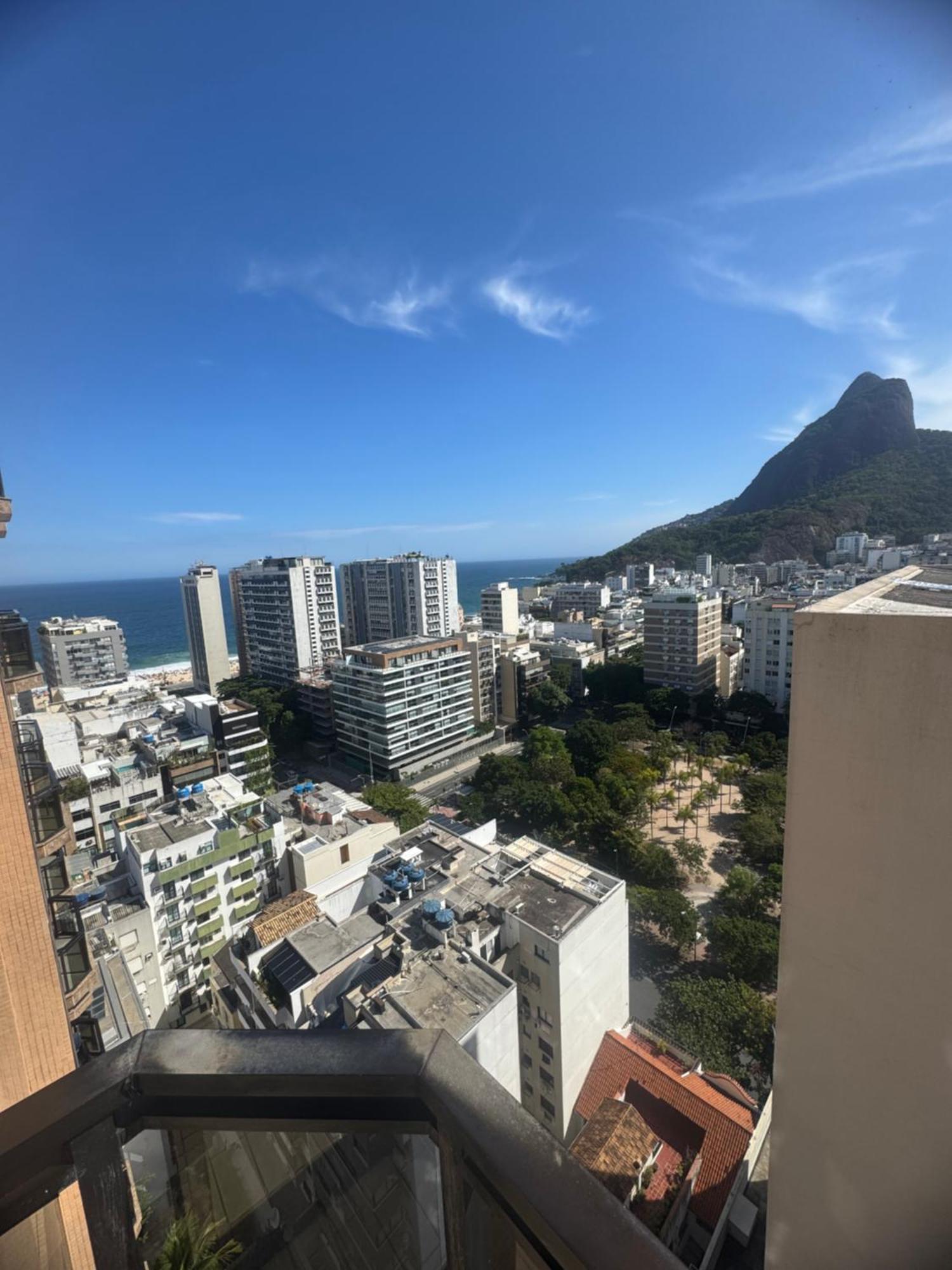 Flat Simples Decoracao Antiga Com Vista Mar- Rooftop Com Piscina, Sauna, Academia, Garagem E Arrumacao Diaria By Tata Appart hôtel